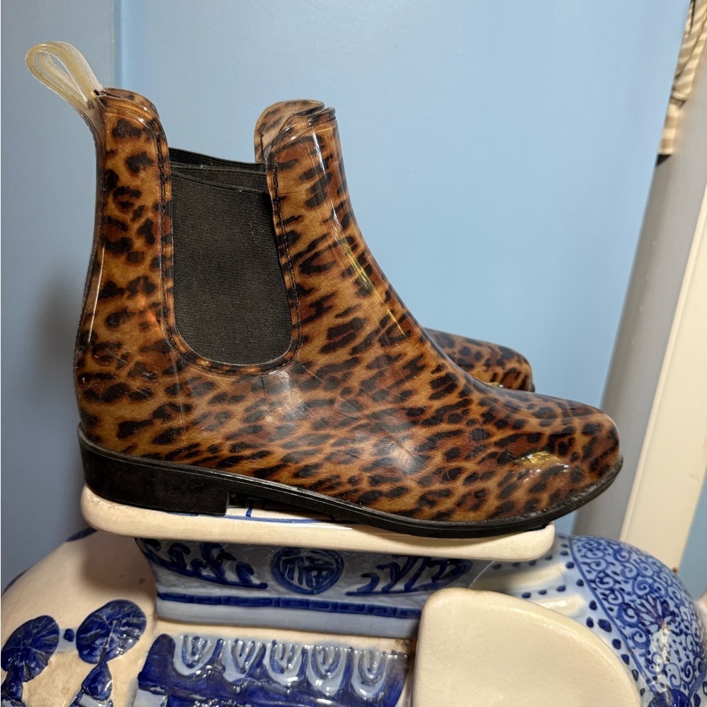 Leopard Print Waterproof Women's Ankle Boots - Size 11 - Never worn outside